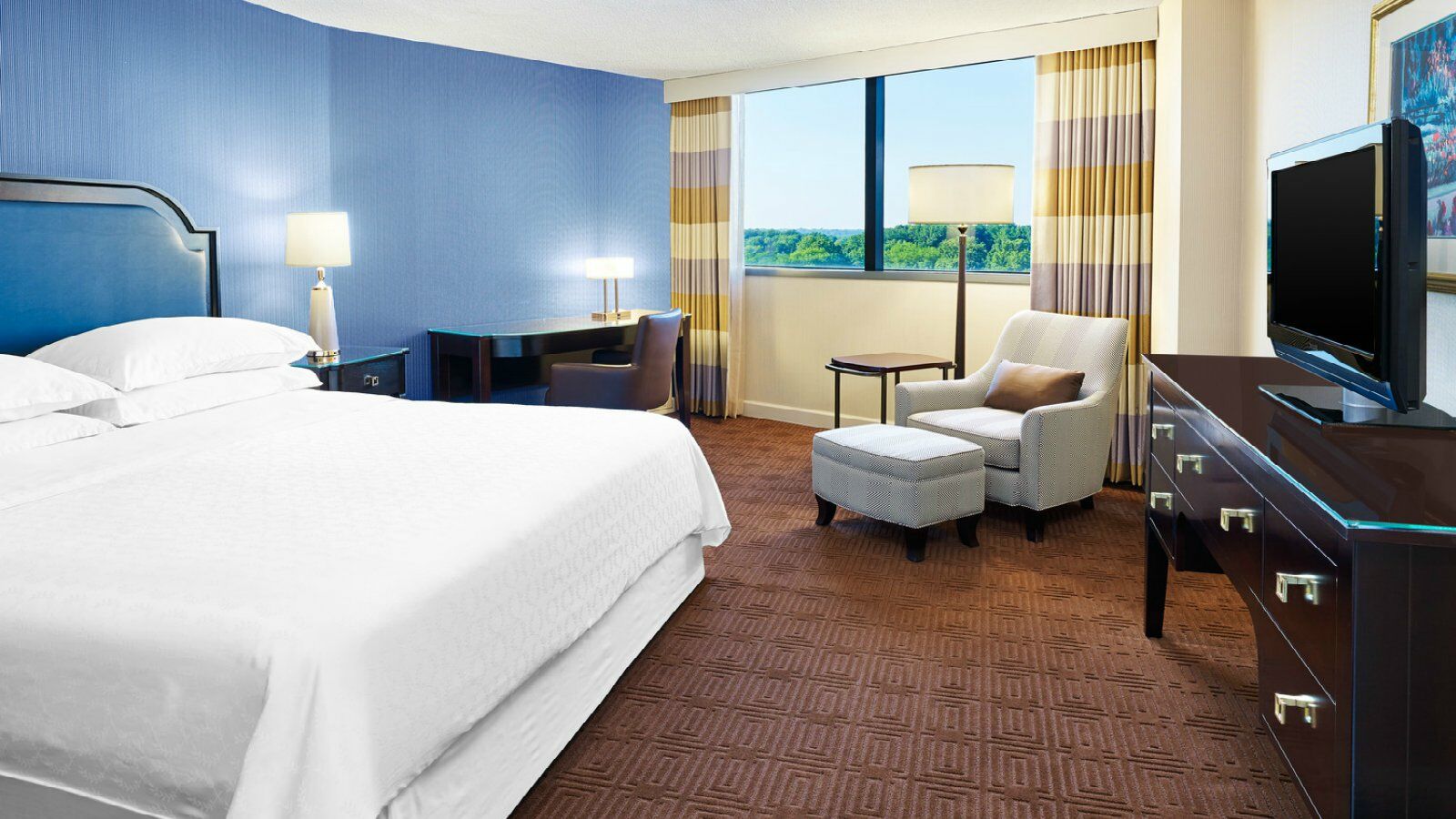 Sheraton Baltimore North Towson Exterior photo